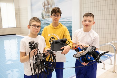 Лучших подводных робототехников определили на Окружных соревнованиях среди школьников в Санкт-Петербурге